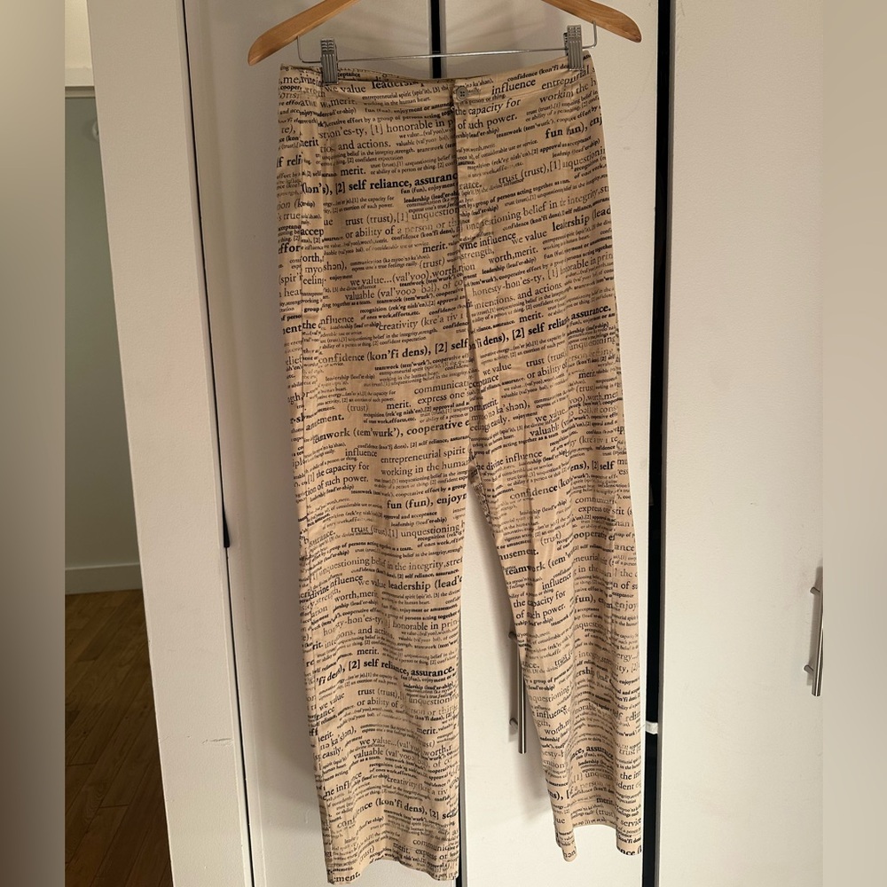 Chico’s Design Vintage Graphic Pants - Made in Hong Kong - Women’s
